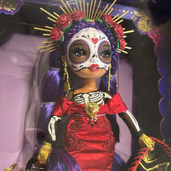 New in Box - Rainbow High 2022 Celebration Edition Día De Los Muertos - Picture 5 of 5